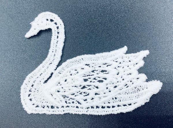 NEW - LUXURIOUS ELEGANT ART DECO WHITE SWAN EMBROIDERED HAND