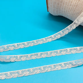 Vintage Natural 1/2" Cotton Lever Lace - 12 Yards