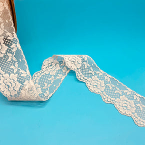 Natural 2-1/4" Lace Edge - 10 Yards